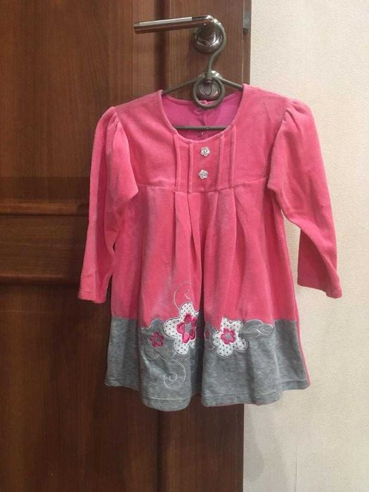 Велюрова   сукня