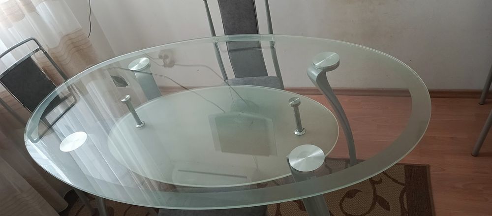 Стіл кухонний, стіл в кімнату