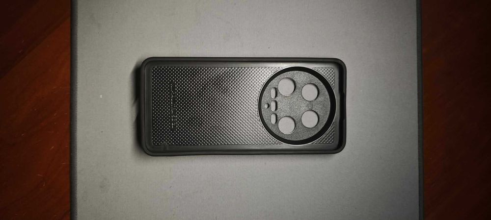 Etui/case na telefon Xiaomi 14 Ultra z miejscem na karty