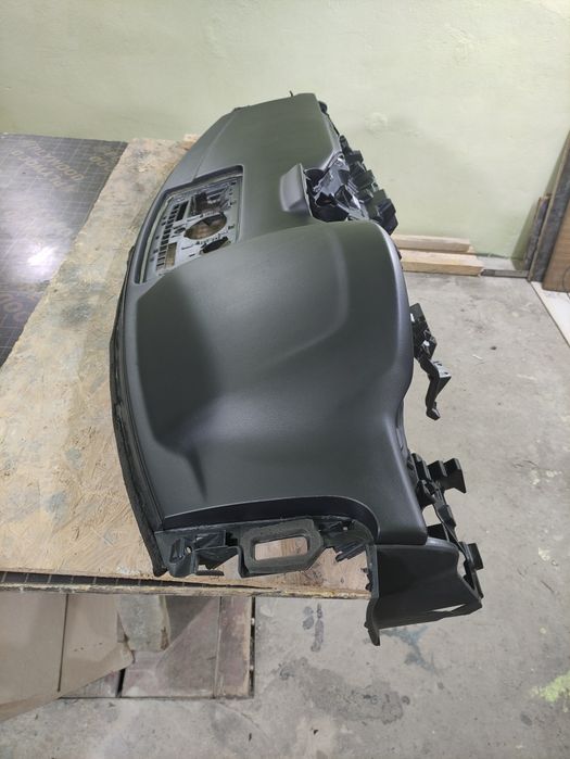 Торпедо консоль/панель Airbag/SRS/Mazda cx5.