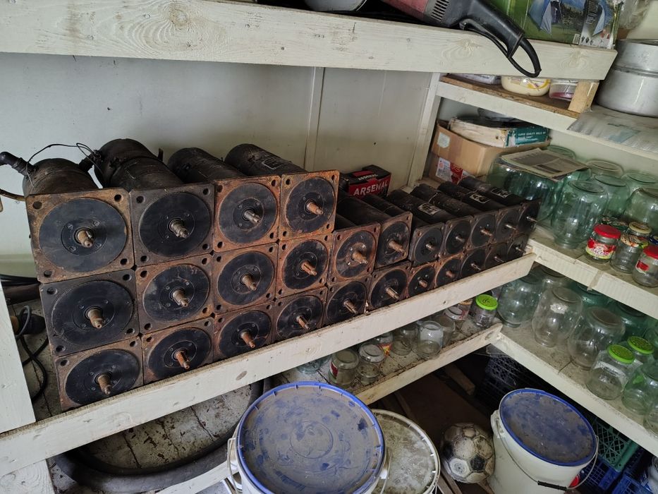 Продам/Обмен двигатель тахогенератор ДПМ 5.2-110 Д09. ДПМ 1.6-110 ДО9