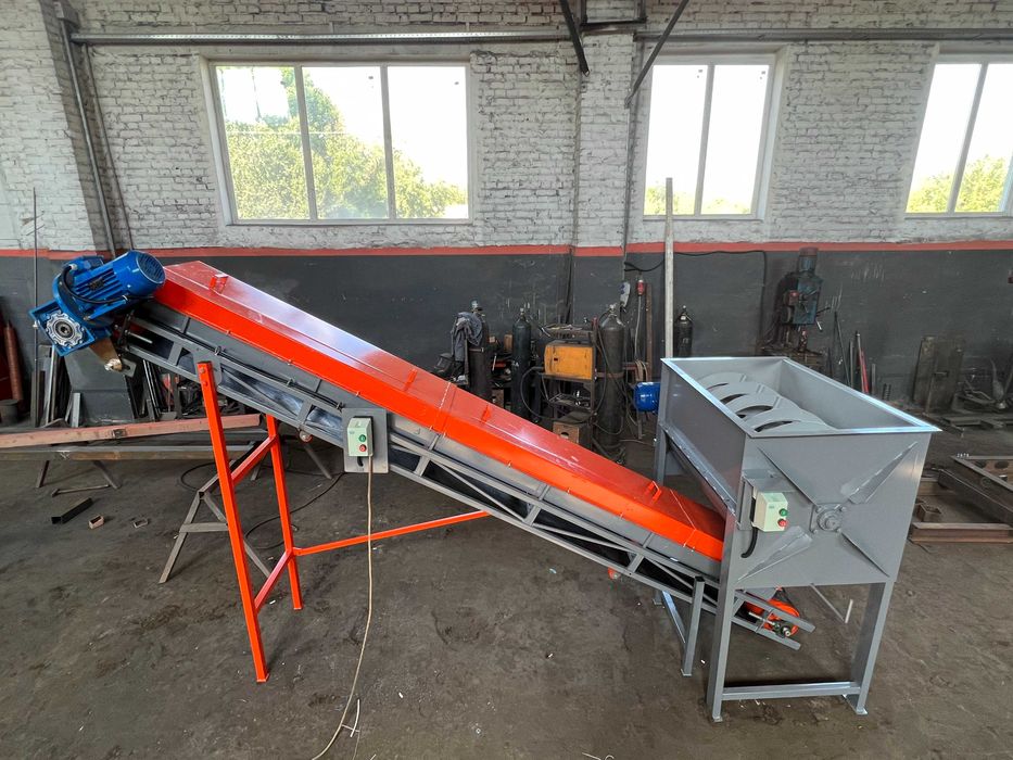 Шнековий змішувач, шнековый смеситель, смешиватель, змішувач кормів