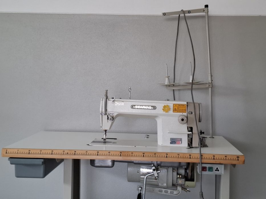 Sewmaq SW-5550 - Máquina Industrial Elétrica de Ponto Corrido