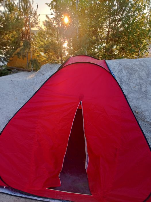 Палатка туристична