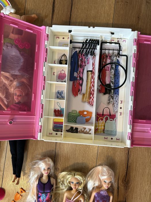 Barbie lalki szafa akcesoria