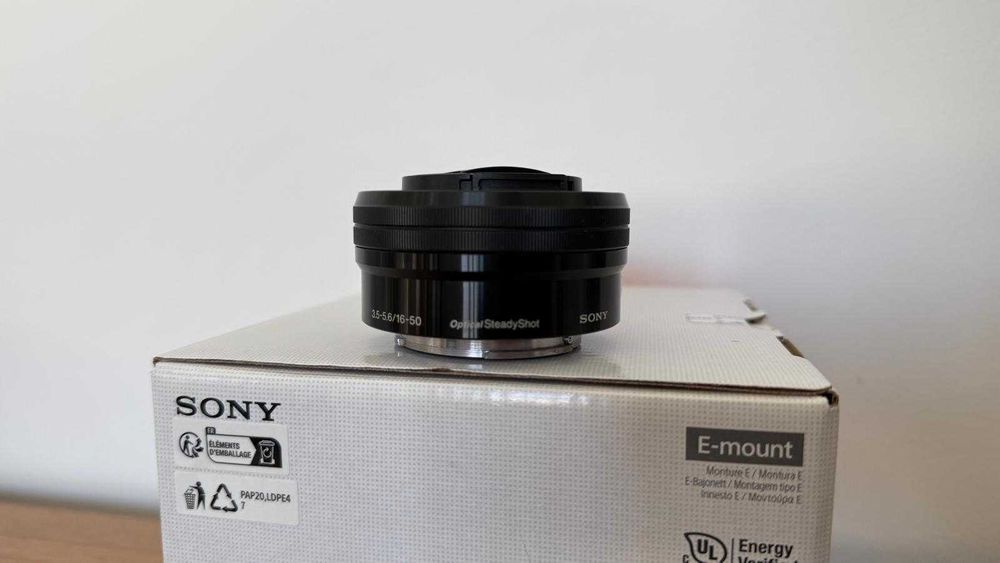 Sony ZV-E10 + Lente 16-50mm f/3.5-5.6