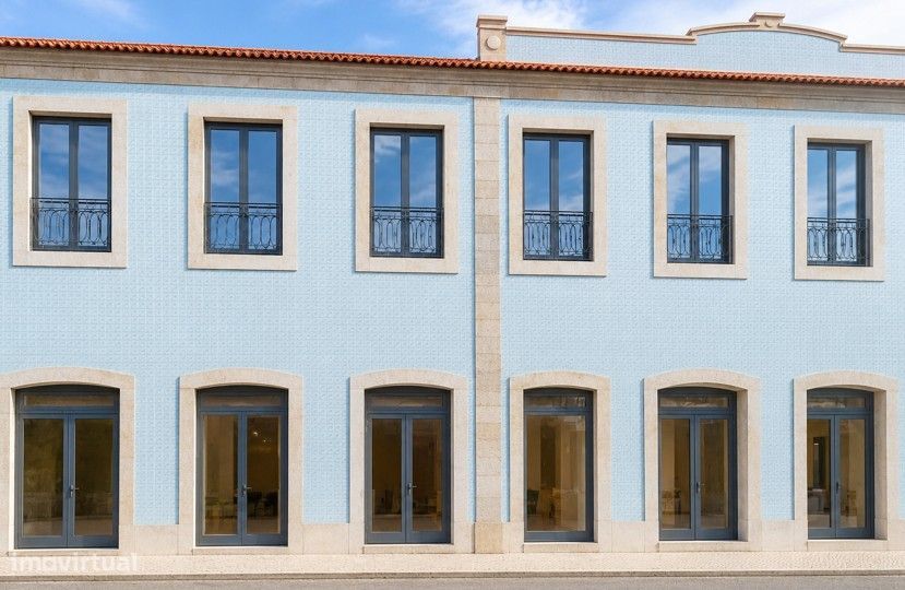 Apartamento T1 com varanda, garagem e elevador