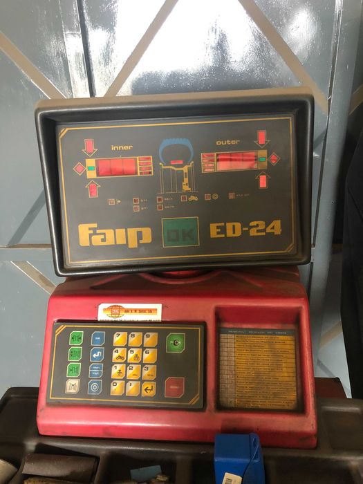 Máquina de equilibrar Faip