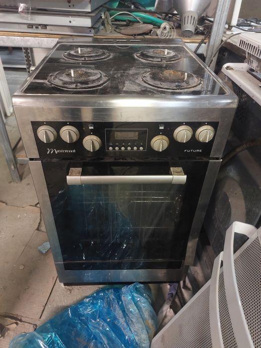 Kuchenka gazowa firmy Elektrolux szer.50, piekarnik elektryczny