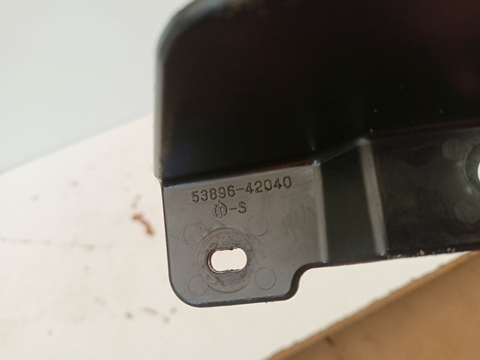 Toyota RAV4 IV 4 Lift FL 15-18 chlapacz nadkole lewy przód spoiler
