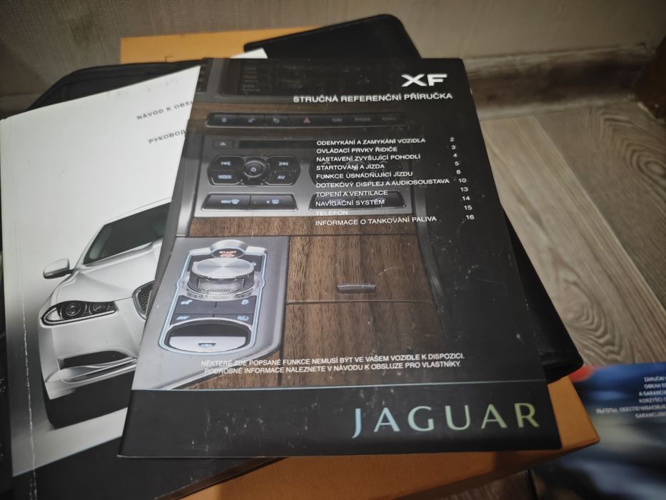 Jaguar XF 2011-2015  документация и кожанная папка