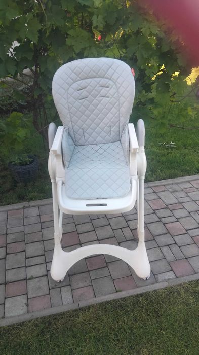 Продам стільчик для годування Carrello (Cloud Grey)