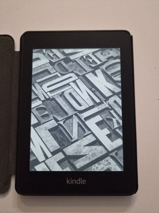 Kindle Paperwhite 4