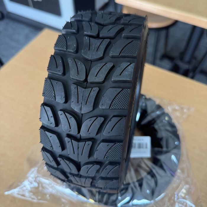 Pneus trotinete 10x2.75-6.5 novos 90/65-6.5 novos