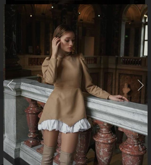 Сукня бежева  бренду «Mon Blanche»