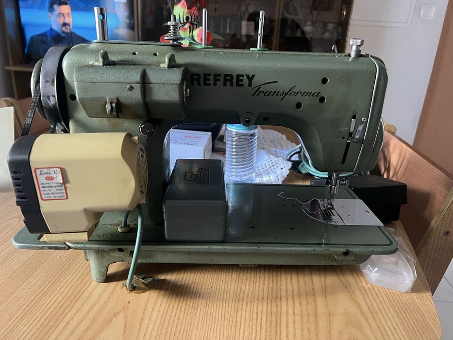 Maquina de costura REFREY TRANSFORMA64284777090689121