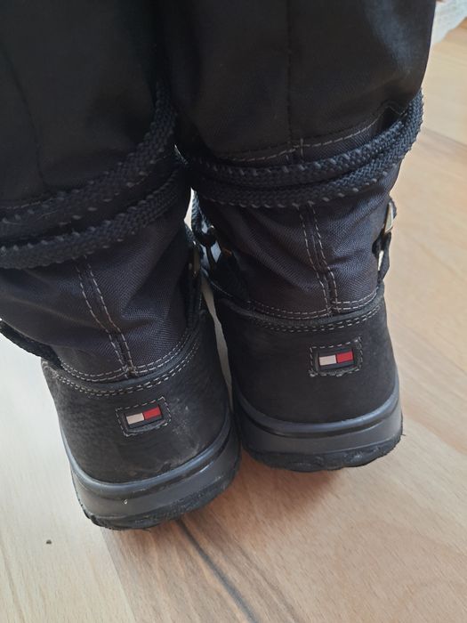 Śniegowce damskie Tommy Hilfiger 38