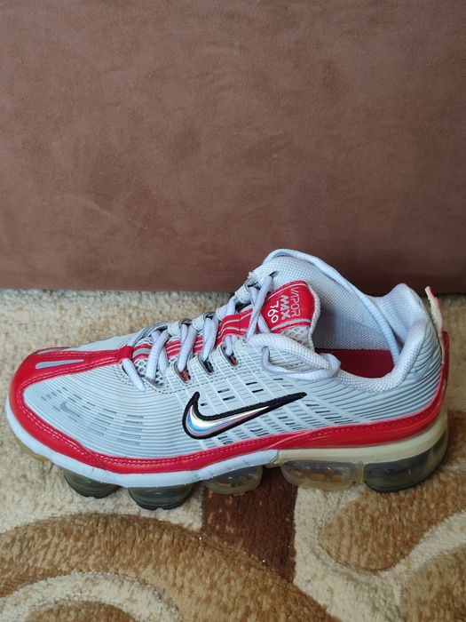 Кросівки Nike Wmns Air VaporMax 360 Grey Red
