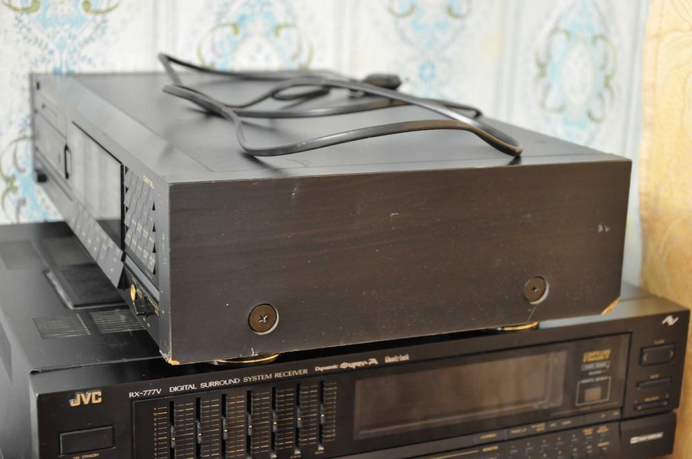 cd програвач JVC XL-Z555