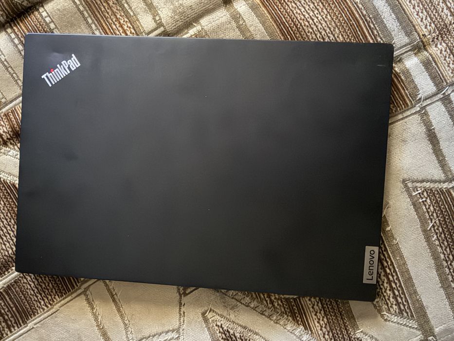Ноутбук Lenovo ThinkPad E14 Gen 2 i5-1135U / 8GB / 256GB SSD в идеале