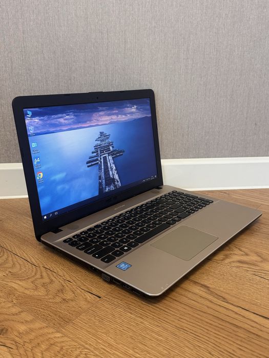 Ігровий ноут ASUS, 8Gb, SSD, 4 ядра, FullHD, супер slim
