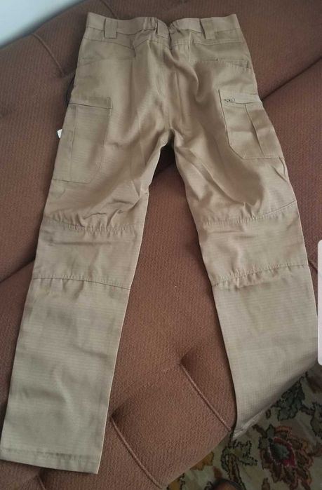 Spodnie  - wzór Helikon  L 30