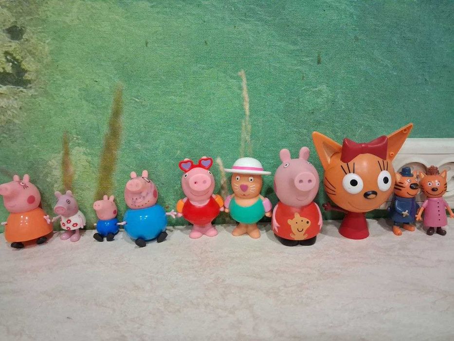Фігурки Поняшки свинка Пеппа Мінні Маус Три кота Карамелька Джордж