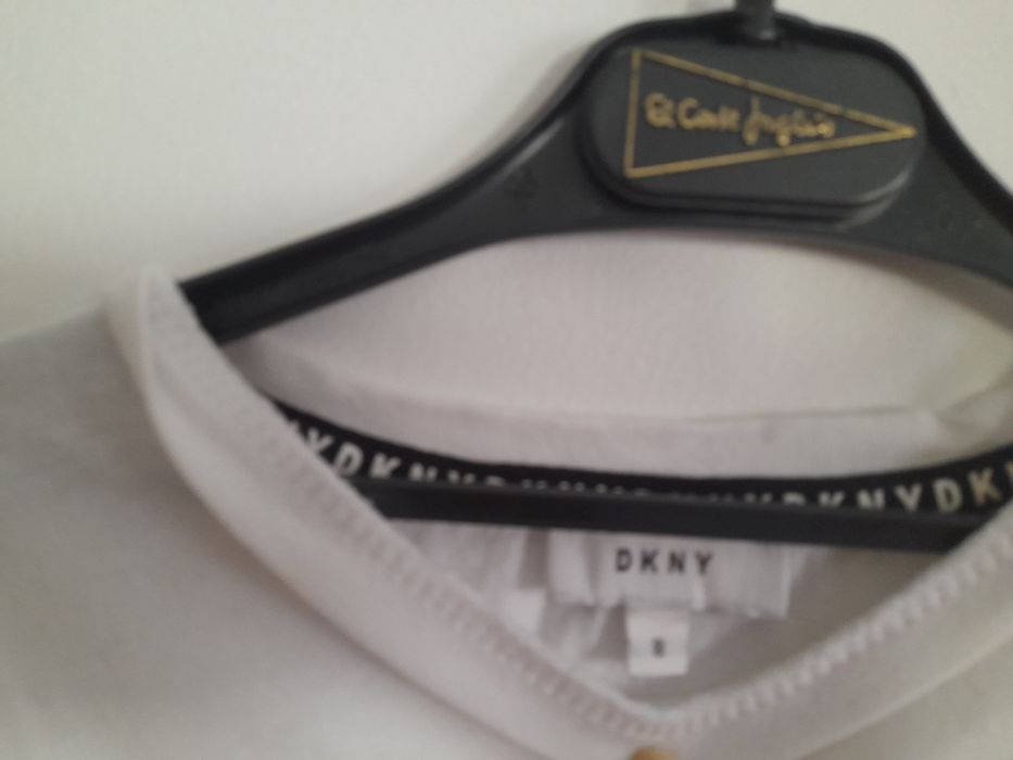 T-shirt manga comprida DKNY 8 anos
