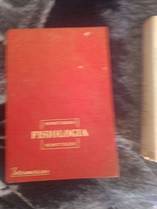 3 livros sobre fisiologia humana 1 em inglês e 2 em espanhol