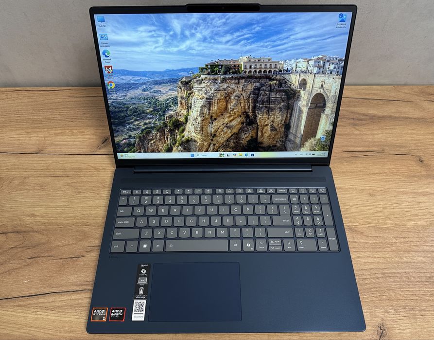 Ноутбук Lenovo IdeaPad Slim 5 16AKP10 Ryzen Ai 7 350 16" IPS 16GB 1TB Touch