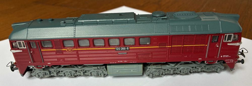 PIKO BR 120 DR H0 1:87 – sprawna, światła, oryginalne pudełko