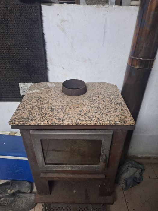 Vendo salamandra de lenha com tubo
