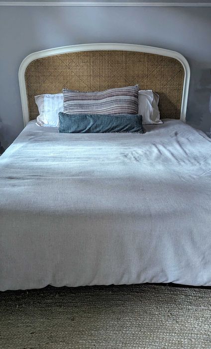 Cama em palhinha