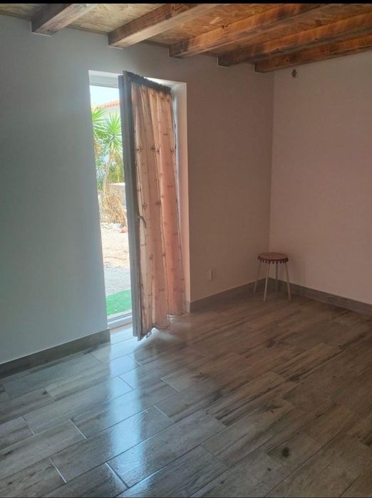 T0 com cozinha equipada