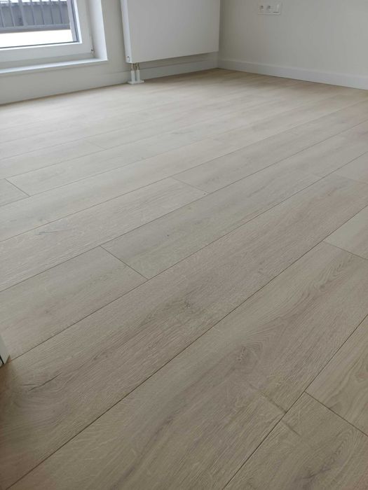 Układanie montaż paneli podłogowych parkietu desek QUICKSTEP - Leszno