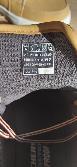 дитячі ботинки Skechers waterproof 36 розмір