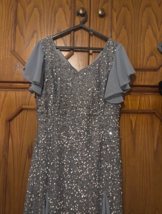 Vestido azul brilhante Novo