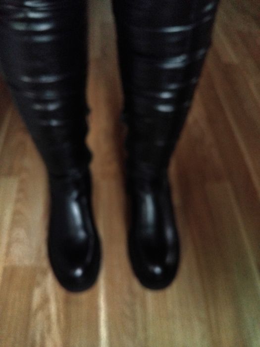 НОВЫЕ ,ботфорты , очень классная моделька.