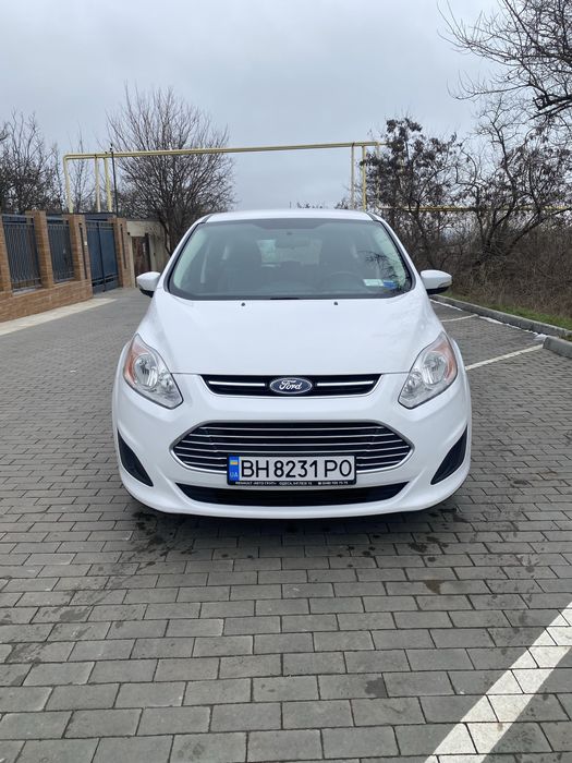 Ford C-max 2015год. ГИБРИД.