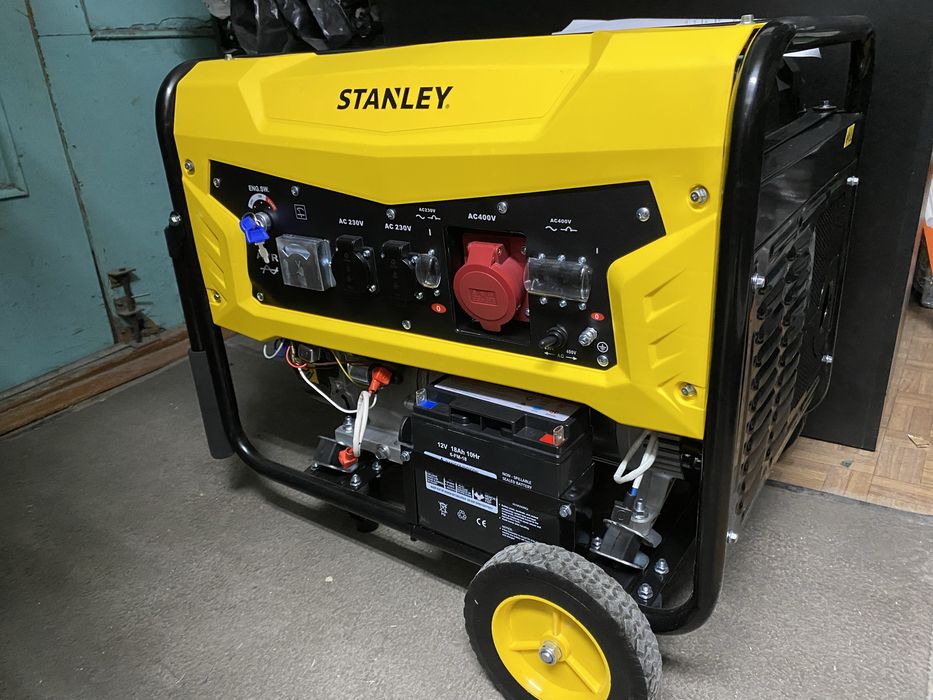 Генератор бензиновий 3-х фазний, Stanley Fatmax 5квт/5.5квт sg5600b
