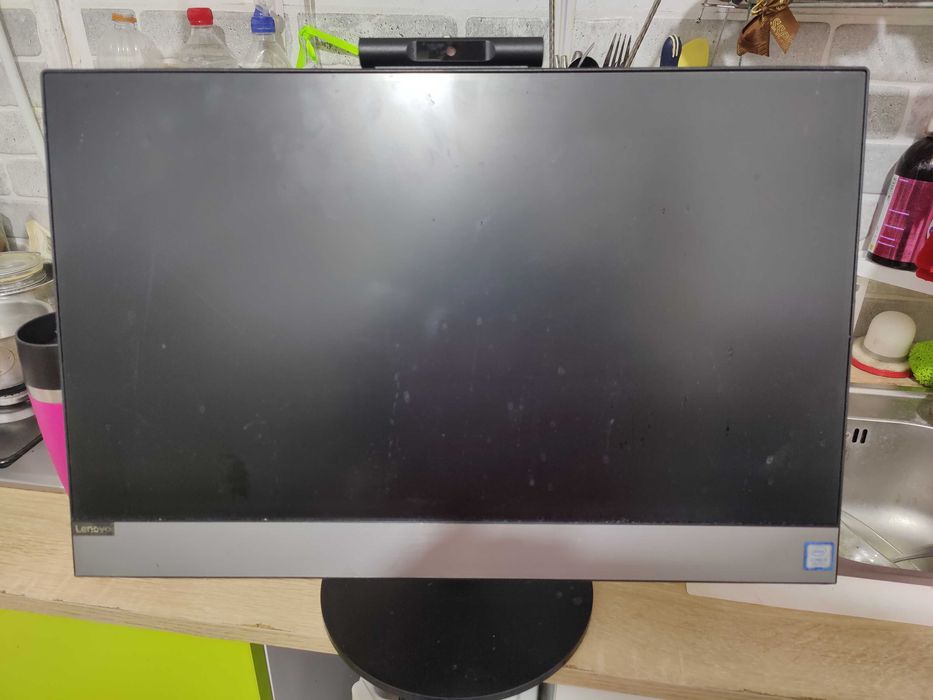 Моноблок Lenovo v530-22icb