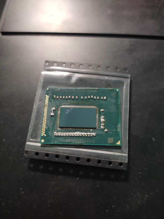 Процесор INTEL Core i3-3217U  SR0N9