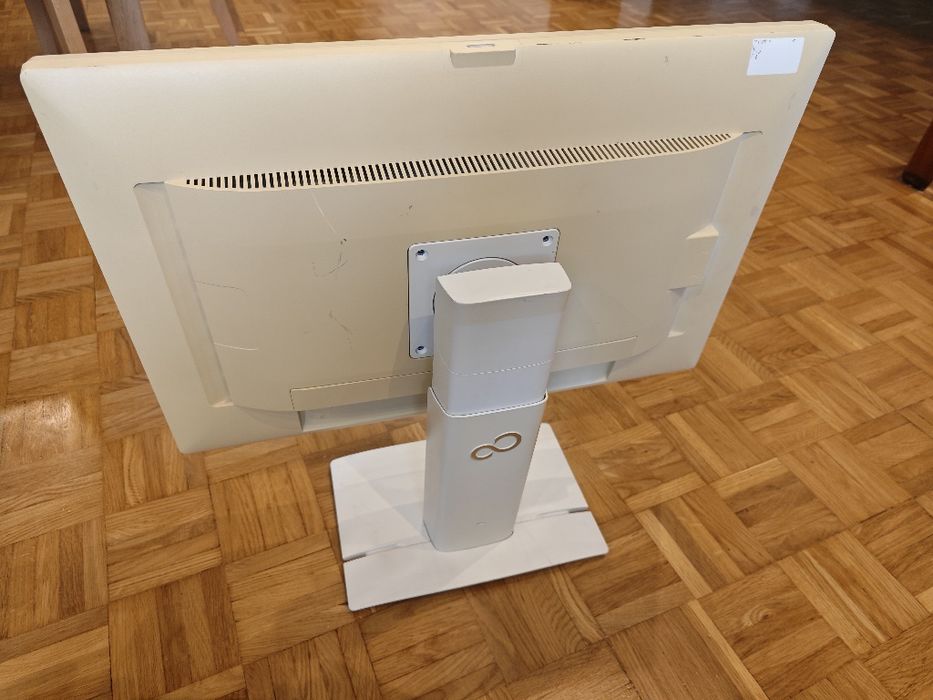 Monitor LED Fujitsu P24W-6 24", 1920x1200, podstawka