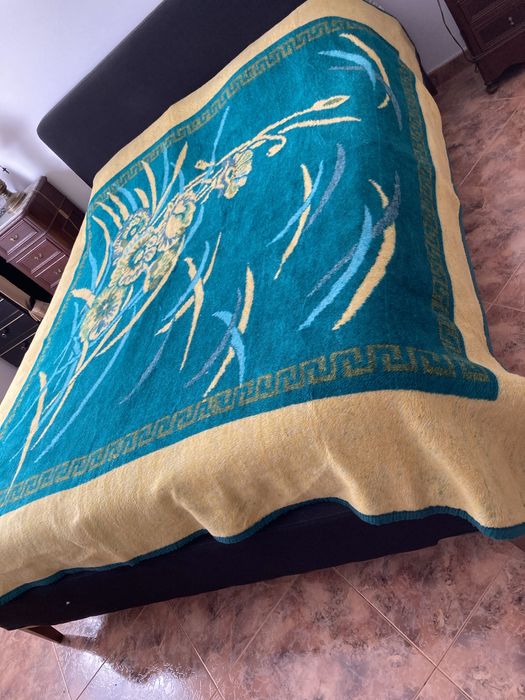 Cobertor quentinho em bom estado