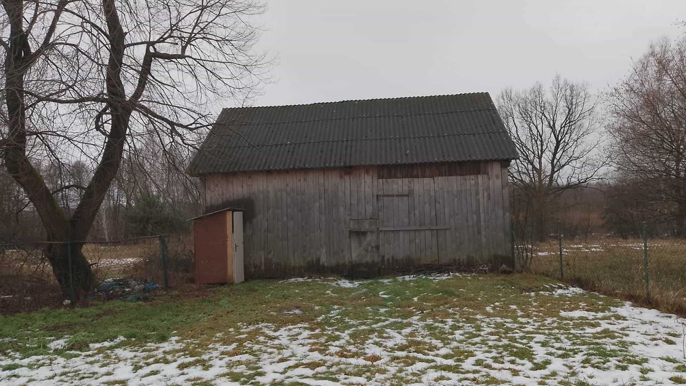 Siedlisko z zabudowaniami na 1,13 ha – cisza, lasy i jeziora w pobliżu