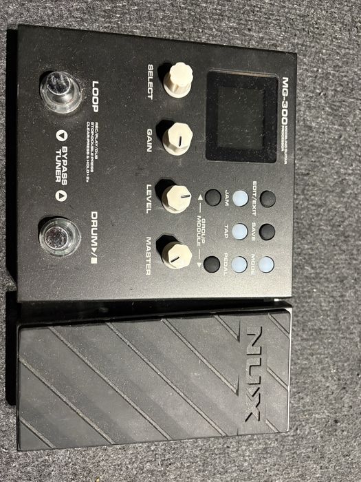 Multiefekt gitarowy NUX