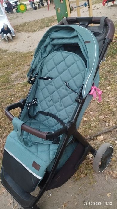 Продам коляску Carello Bravo