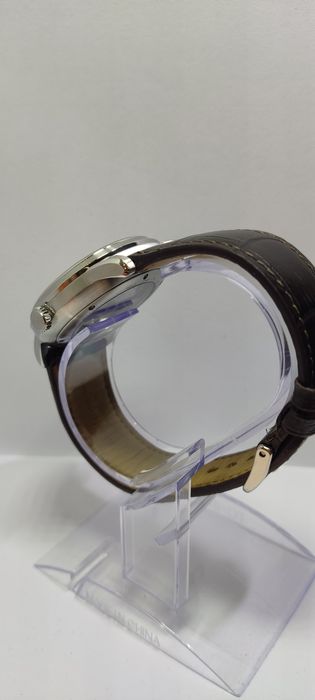 *93* 
Zegarek męski Zeppelin Flatline