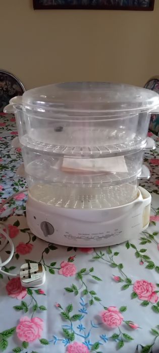 Maquina para cozer a vapor com 4 andares