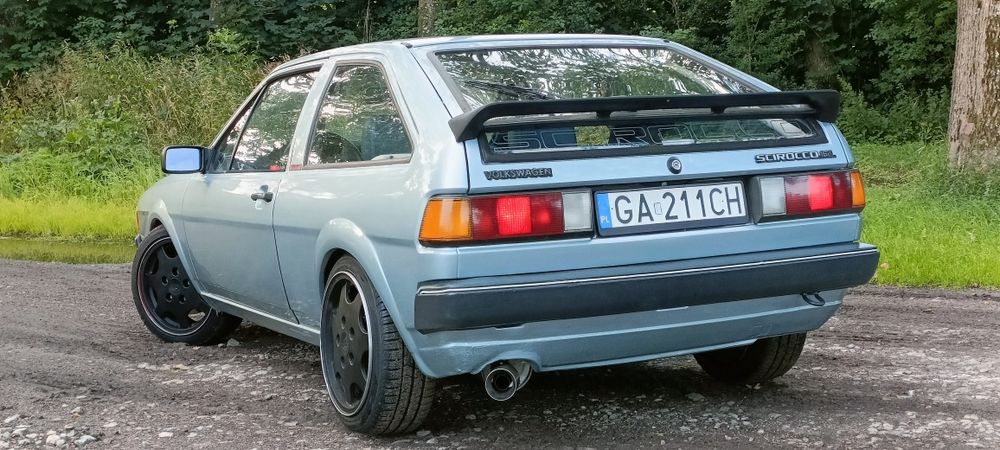 Scirocco 16V , 6 biegów, ABS  , przepiękne i dynamiczne coupé z początku lat 80-tych.
